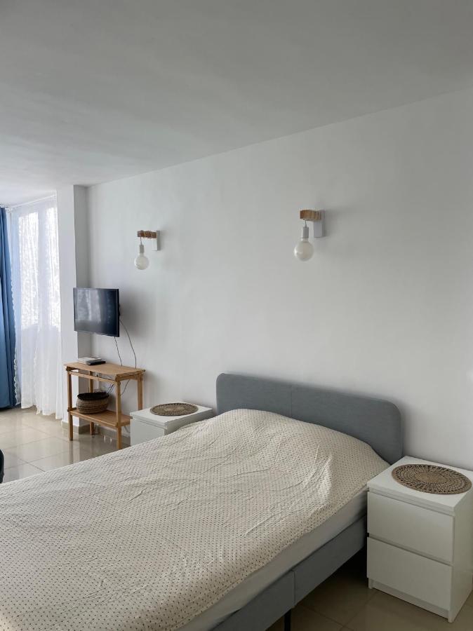 Studio Eldorado Arona  Extérieur photo