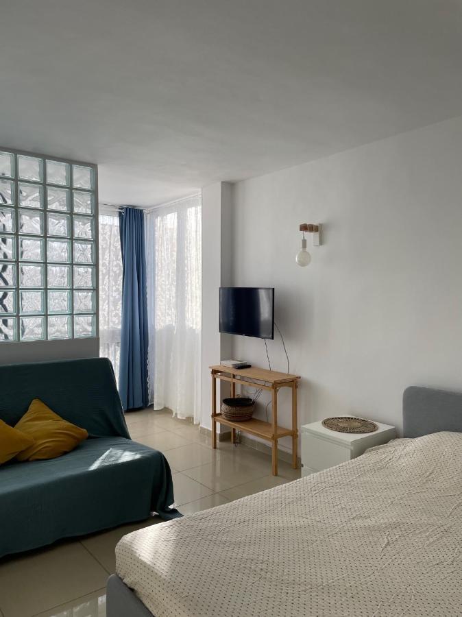 Studio Eldorado Arona  Extérieur photo