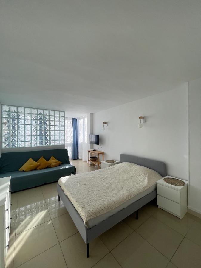 Studio Eldorado Arona  Extérieur photo